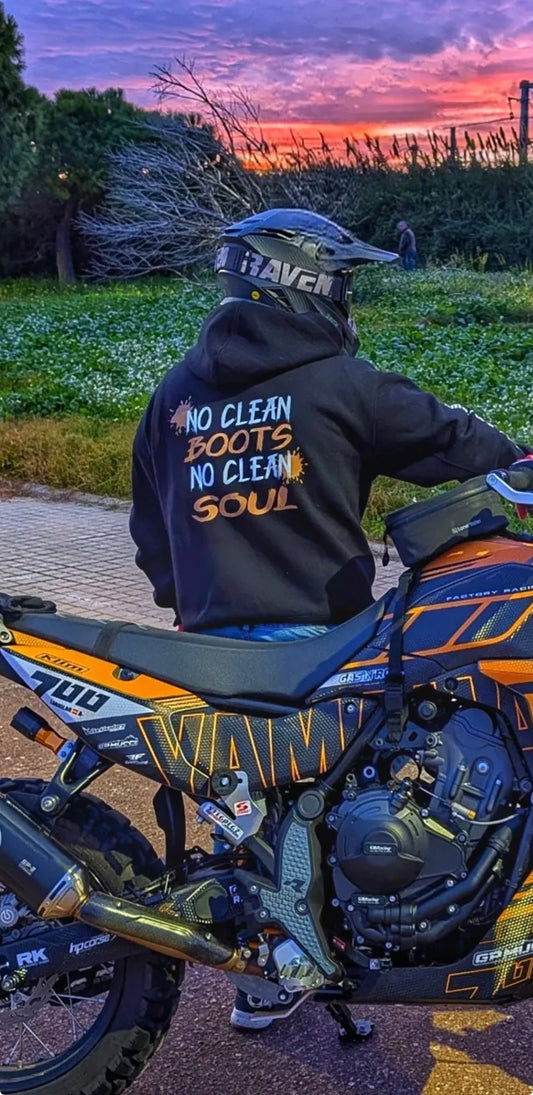 "NO CLEAN BOOTS , NO CLEAN SOUL"